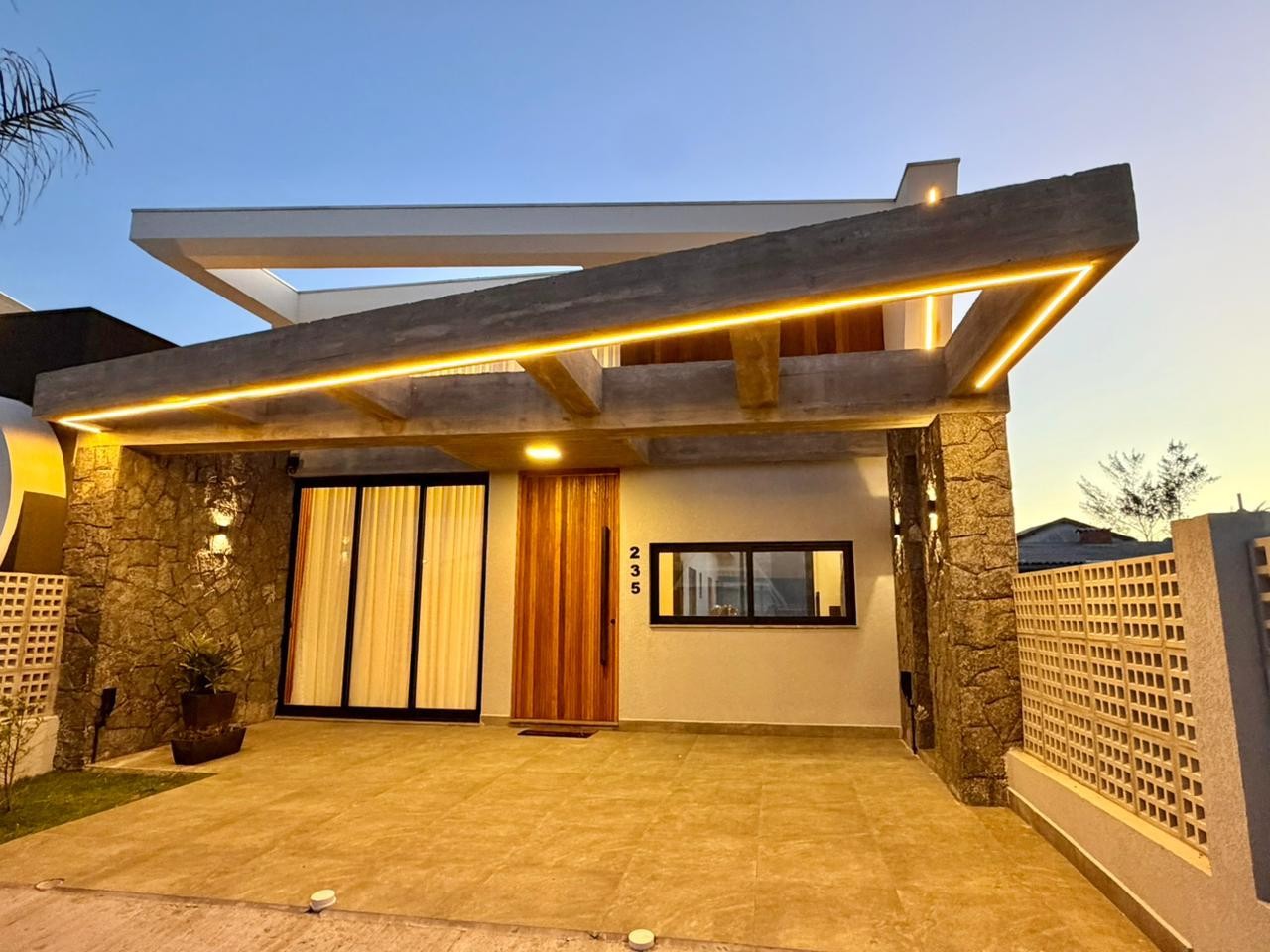 Casa 3 dormitórios para venda, Jardim Beira Mar em Capão da Canoa | Ref.: 2004
