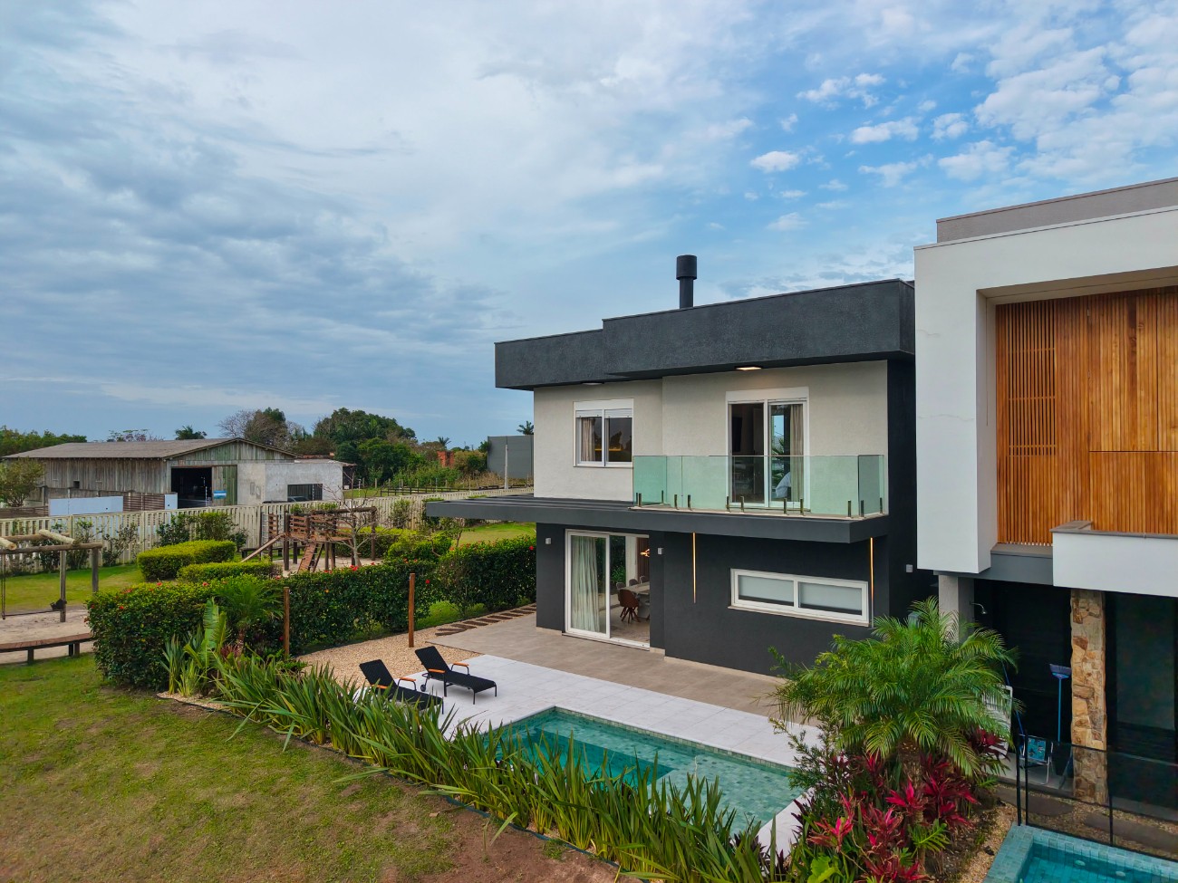 Casa em Condomínio 4 dormitórios para venda, Parque Antártica em Capão da Canoa | Ref.: 2149
